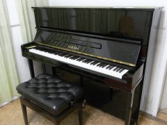 Movimento München Unterrichtsraum Klavier Yamaha